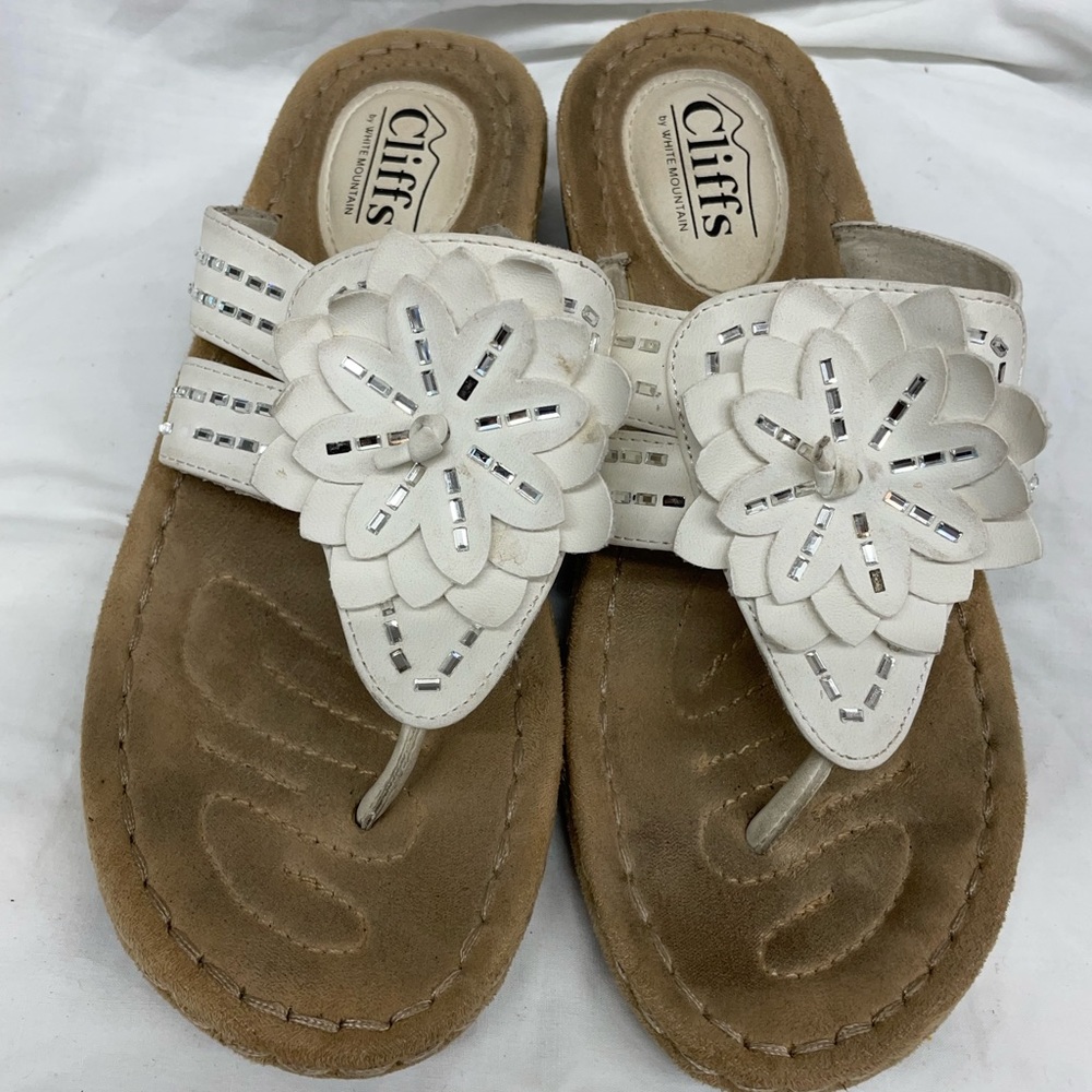Cliffs by white mountain leather flowered sandals ladies sz 7m